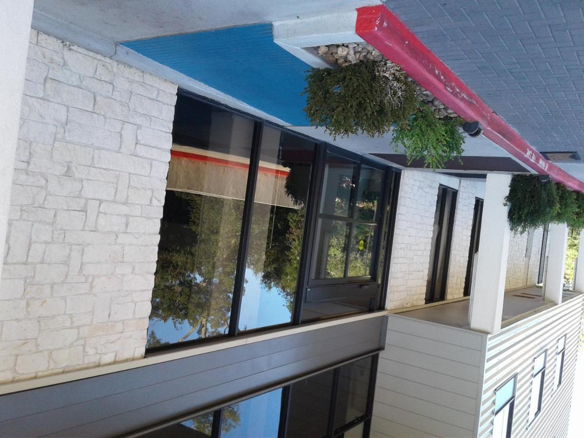 Hotel Baymont By Wyndham Columbus Exterior foto
