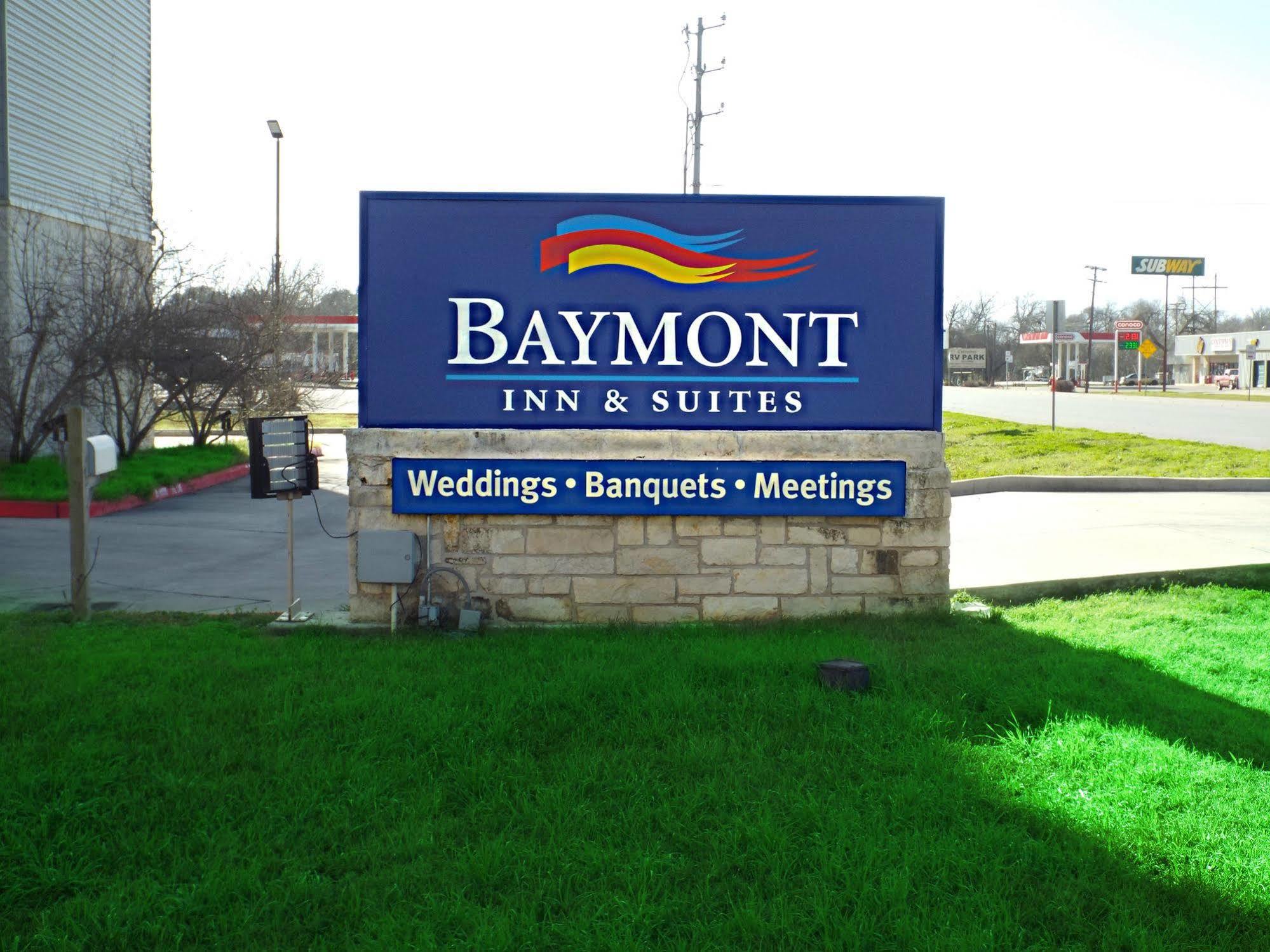 Hotel Baymont By Wyndham Columbus Exterior foto